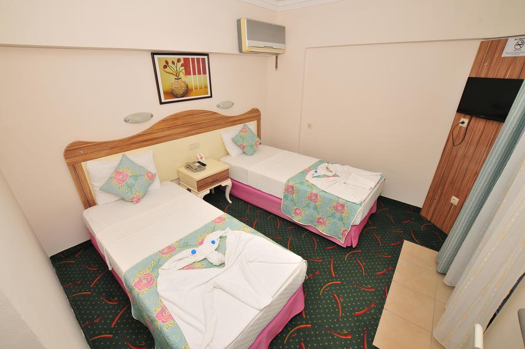 Hotel Pelin Fethiye Extérieur photo